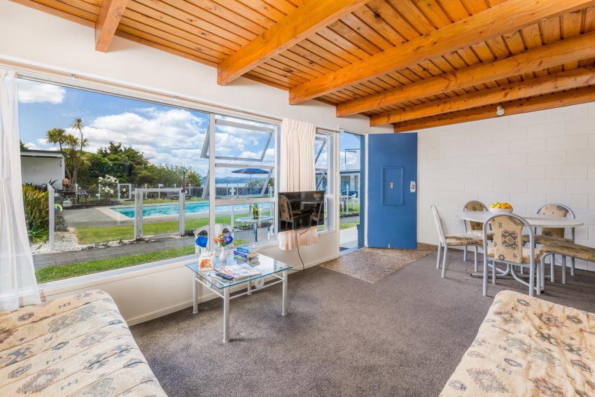 Aloha Seaview Resort Motel 2 850x567