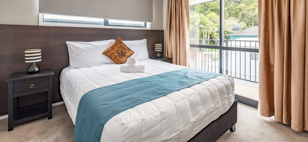 Dolphin Motel 2 1280x589