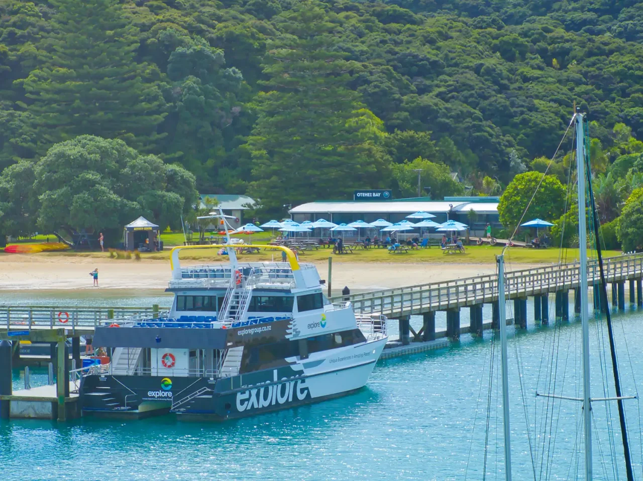 Island Ferry: Otehei Bay, Urupukapuka Island