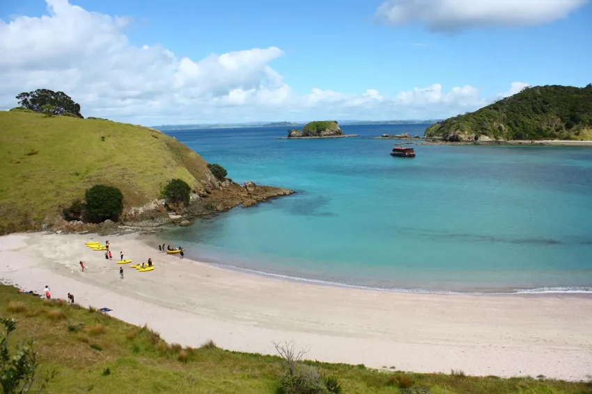 The Rock Adventure Cruise 1 850x567