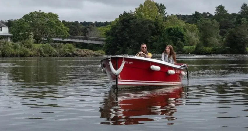 Electric Boat Hire Kerikeri 1 850x449