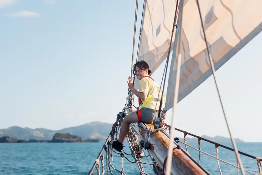 R Tucker Thompson Sundowner Sail 2 850x567